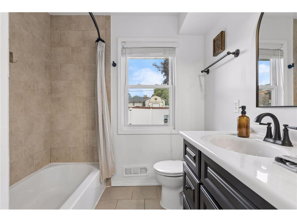 6204 Thomas Avenue S Richfield MN 55423 7096279 image19