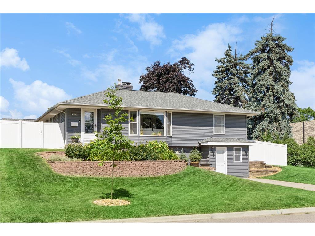 6204 Thomas Avenue S Richfield MN 55423 7096279 image3