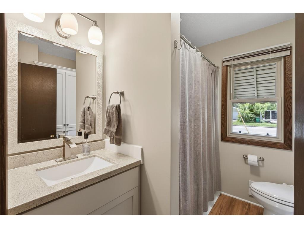 6206 47th Avenue N Crystal MN 55422 7085951 image16
