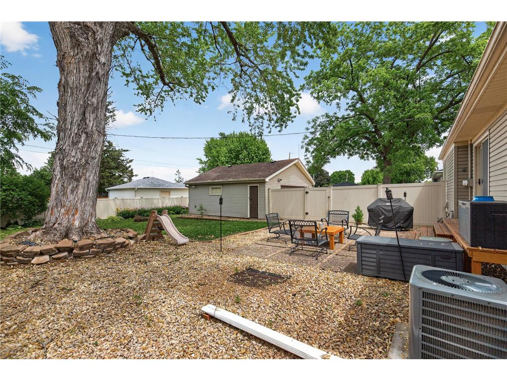6206 47th Avenue N Crystal MN 55422 7085951 image28