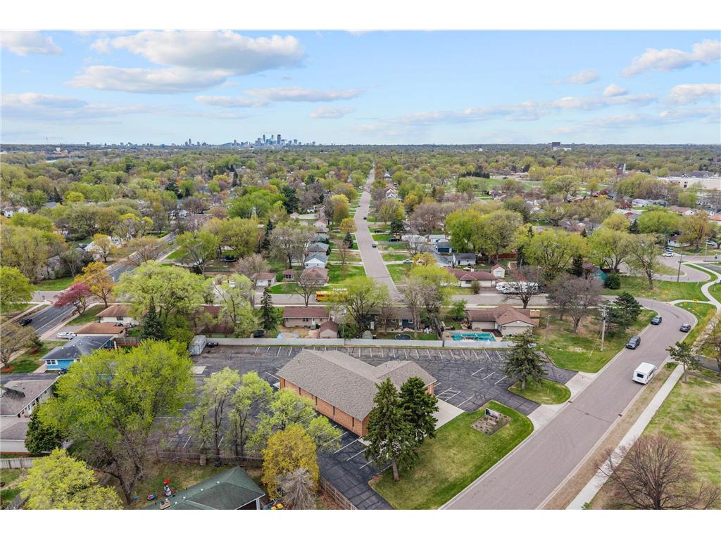 6206 Lilac Drive N Brooklyn Center MN 55430 7065788 image14