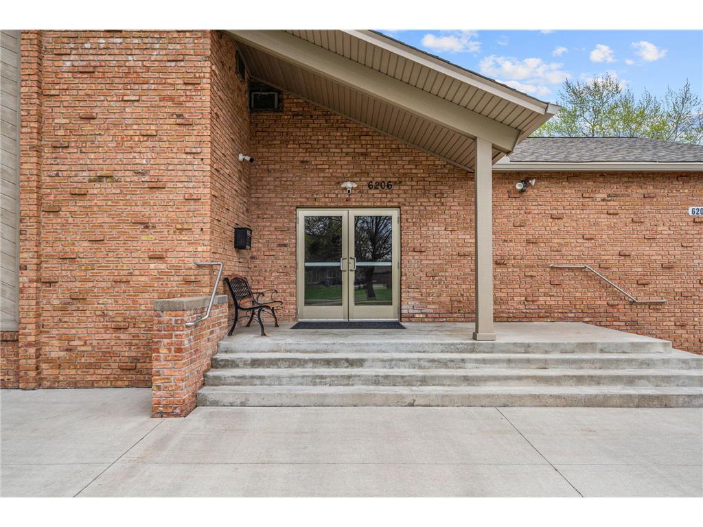 6206 Lilac Drive N Brooklyn Center MN 55430 7065788 image4
