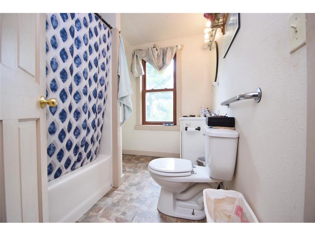 6207 Lake 26 Road Danbury WI 54830 - Burlingame 6728840 image16