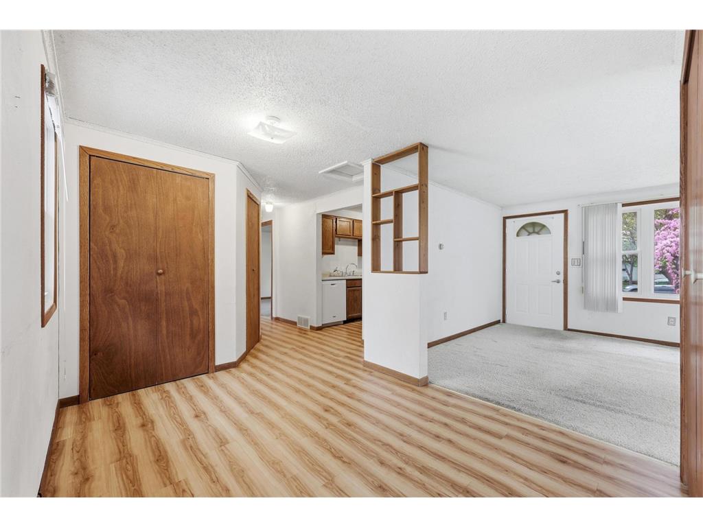 621 19th Street N Moorhead MN 56560 7076165 image14