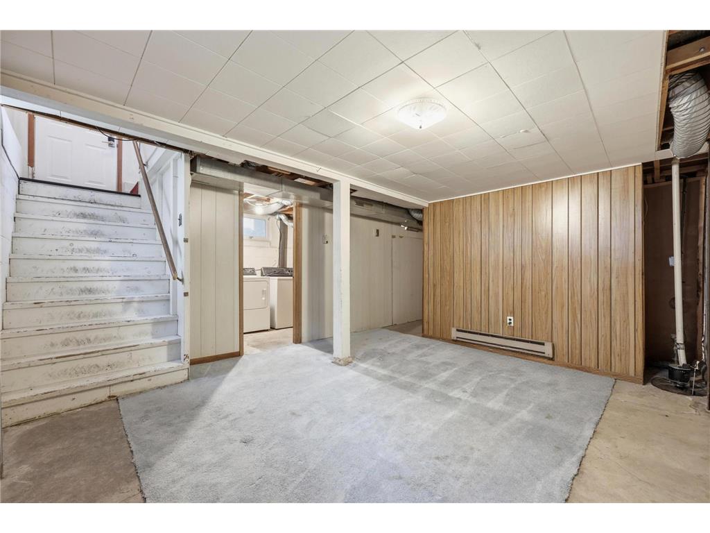 621 19th Street N Moorhead MN 56560 7076165 image24
