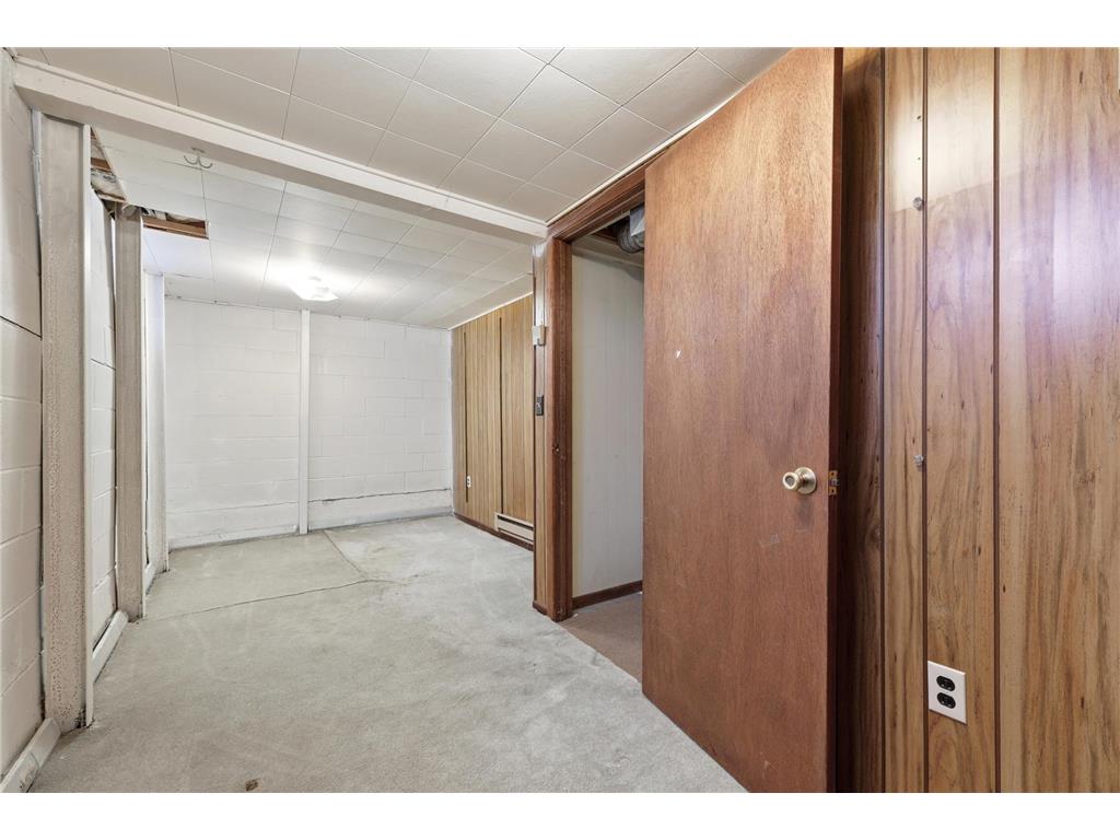 621 19th Street N Moorhead MN 56560 7076165 image27