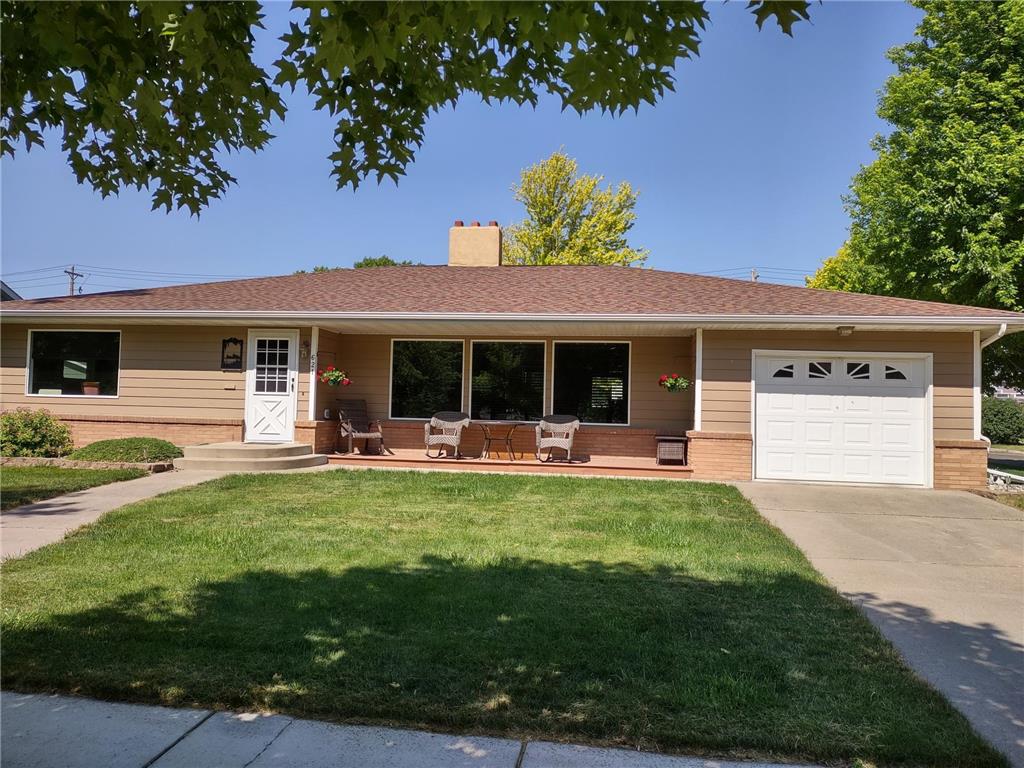 621 1st Avenue Madison MN 56256 6394142 image1