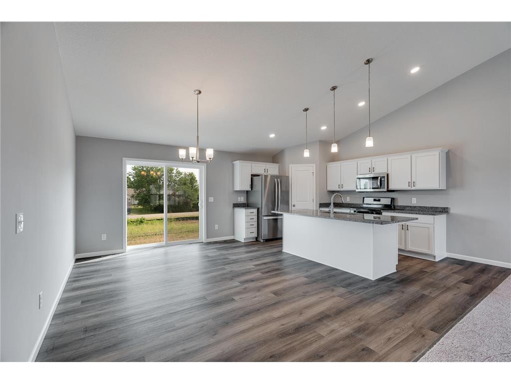 621 47th Avenue NE Saint Cloud MN 56304 6741300 image1