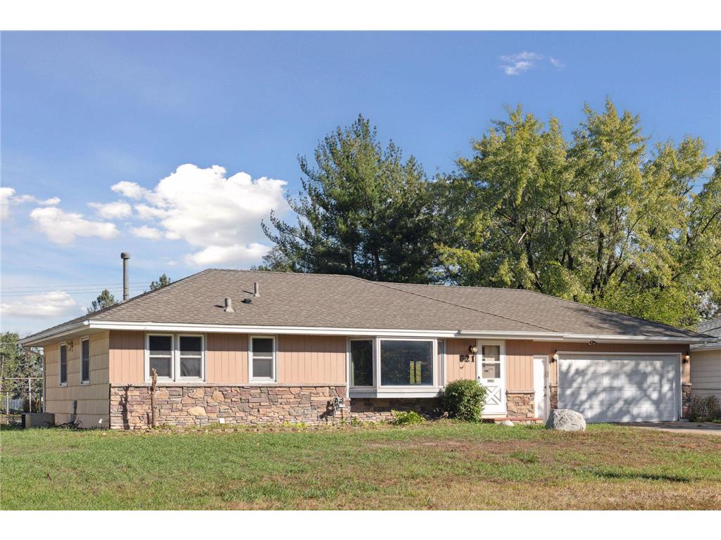 621 58th Avenue NE Fridley MN 55432 6398340 image1