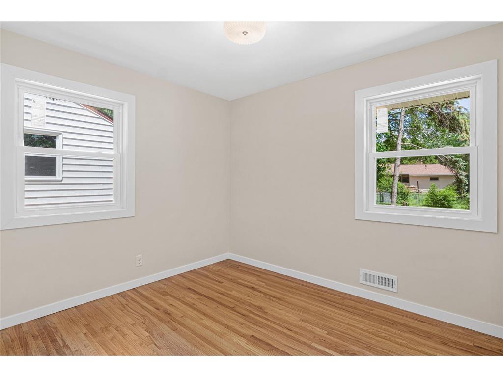 621 5th Avenue S Hopkins MN 55343 7100902 image20