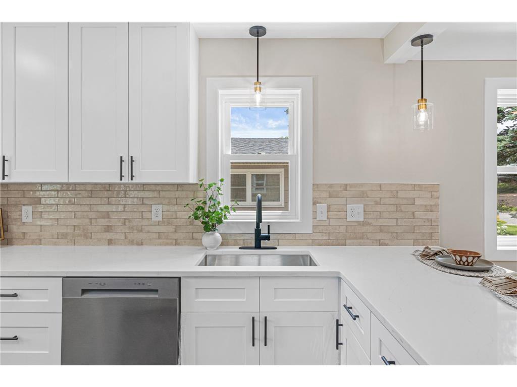 621 5th Avenue S Hopkins MN 55343 7100902 image8