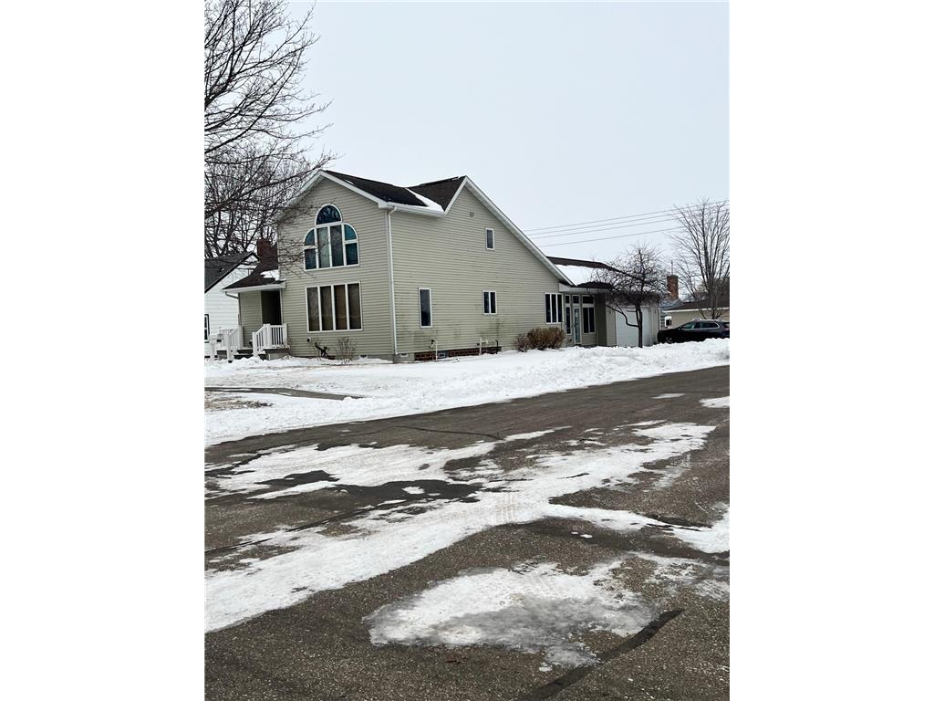 621 7th Avenue Madison MN 56256 7038914 image2