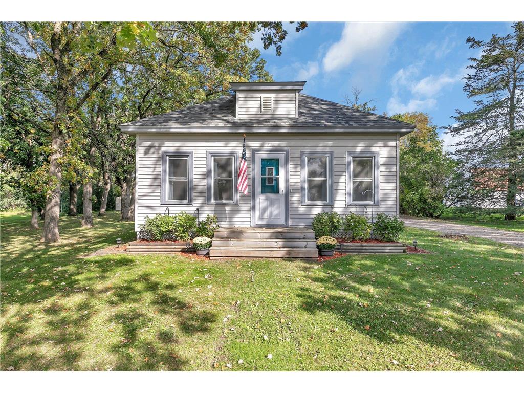 621 Hazel Avenue E, Kimball, MN 55353 MLS 6267641 Edina Realty