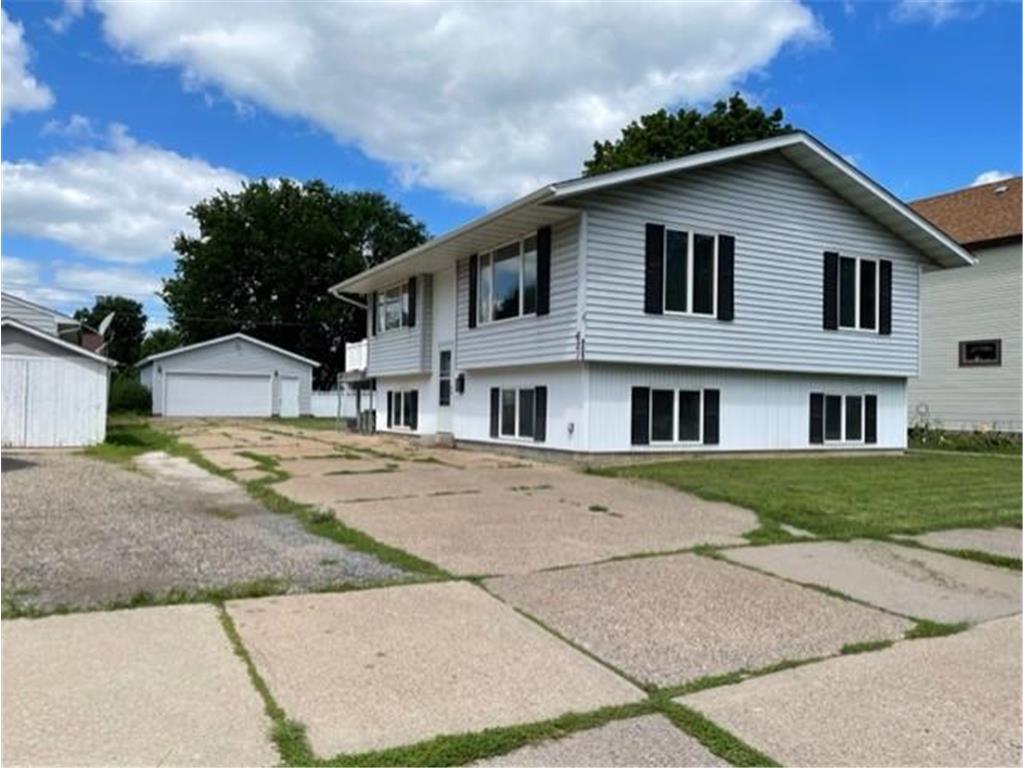 621 Lafayette Street Winona MN 55987 6247208 image1