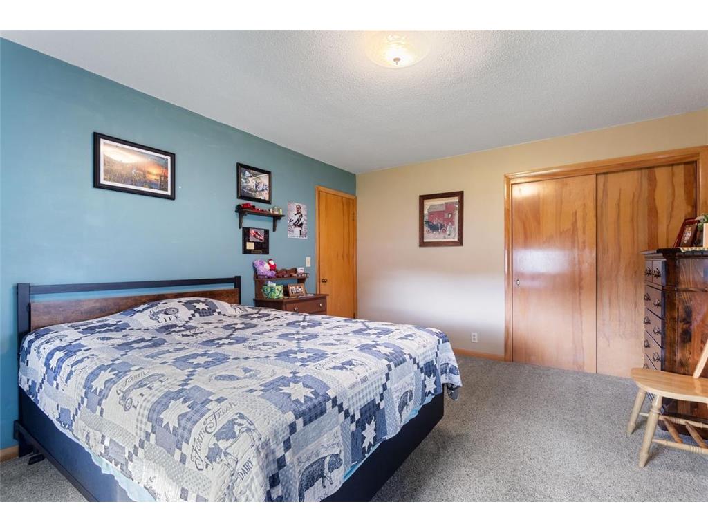 621 Main Street N Lonsdale MN 55046 7091101 image16