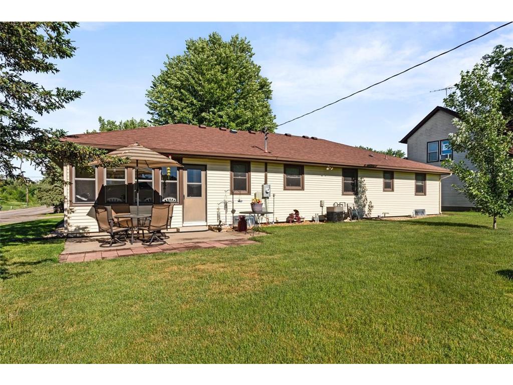 621 Main Street N Lonsdale MN 55046 7091101 image20