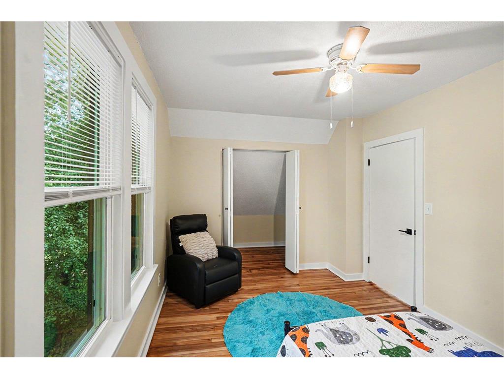 621 Newton Avenue N Minneapolis MN 55411 7085495 image15