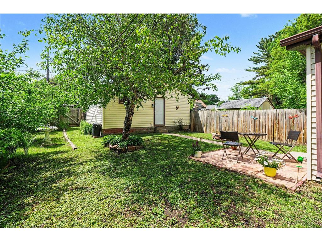 621 Newton Avenue N Minneapolis MN 55411 7085495 image21