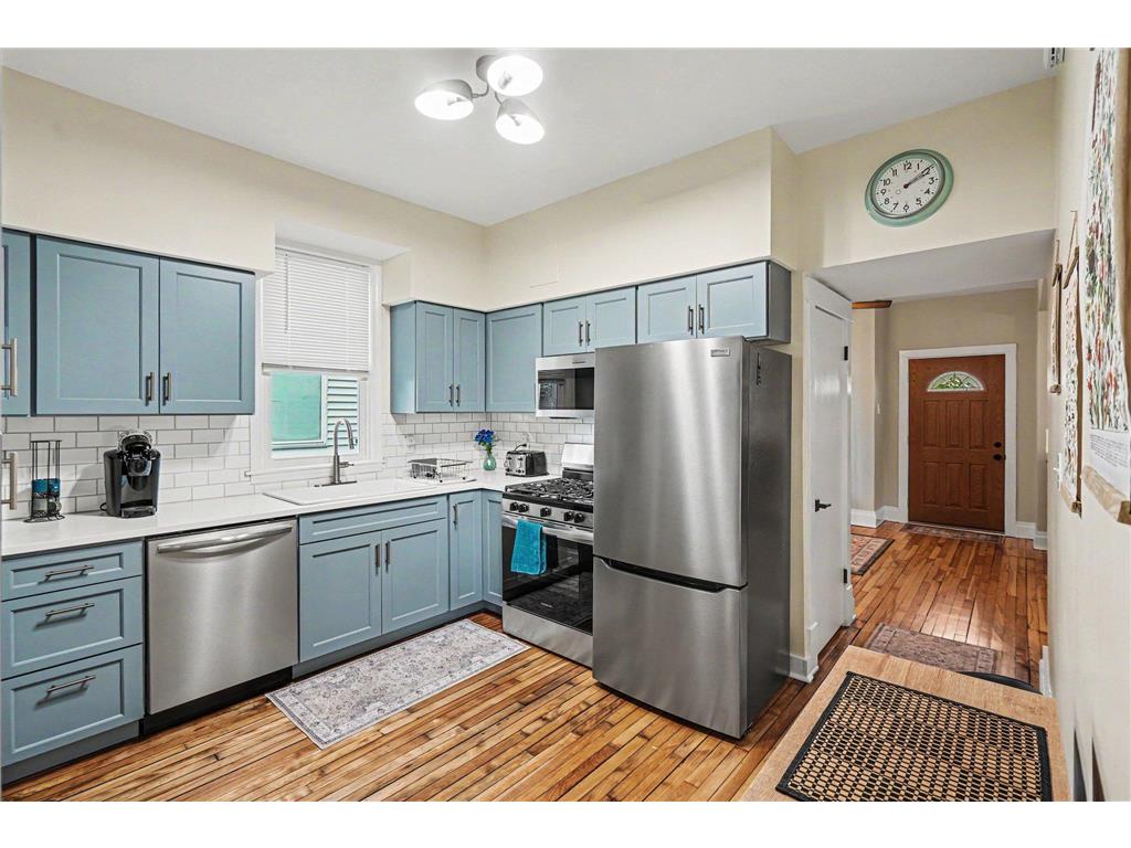 621 Newton Avenue N Minneapolis MN 55411 7085495 image3