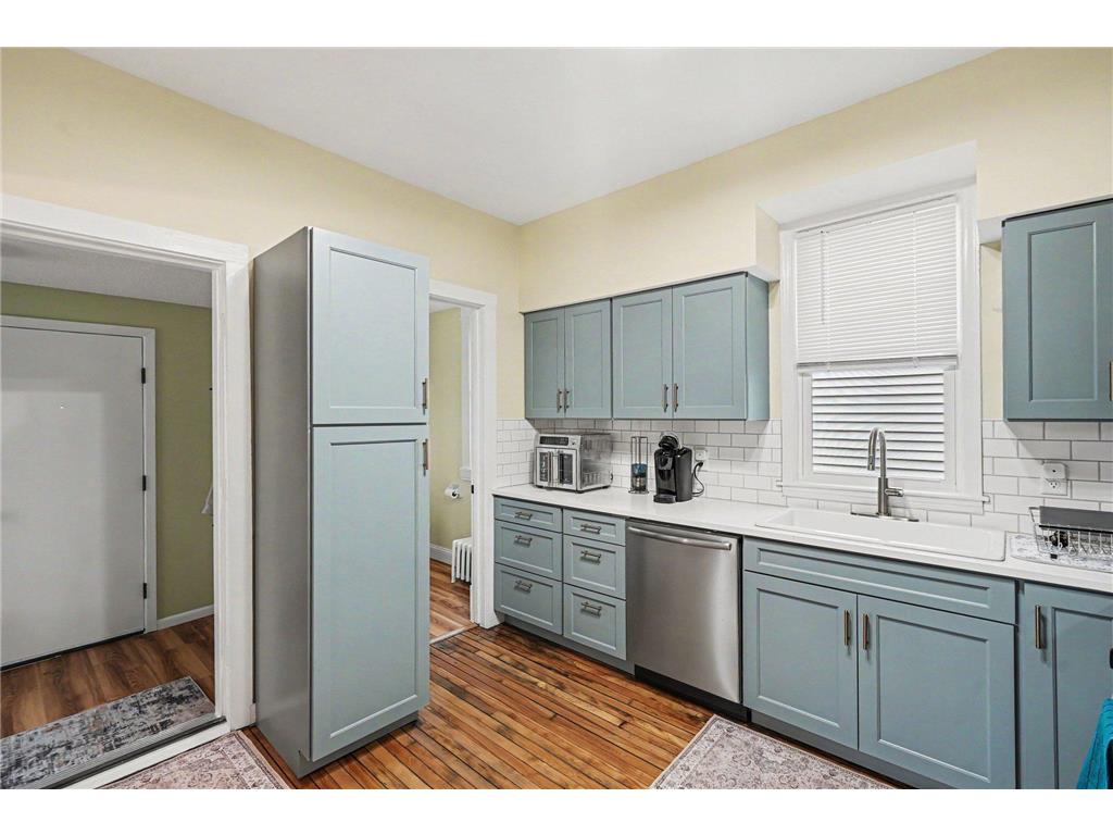621 Newton Avenue N Minneapolis MN 55411 7085495 image5