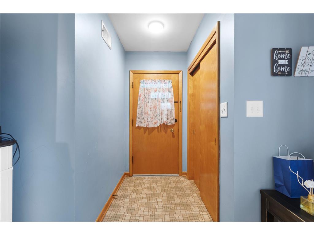 621 S Garden Street Lake City MN 55041 7056668 image12