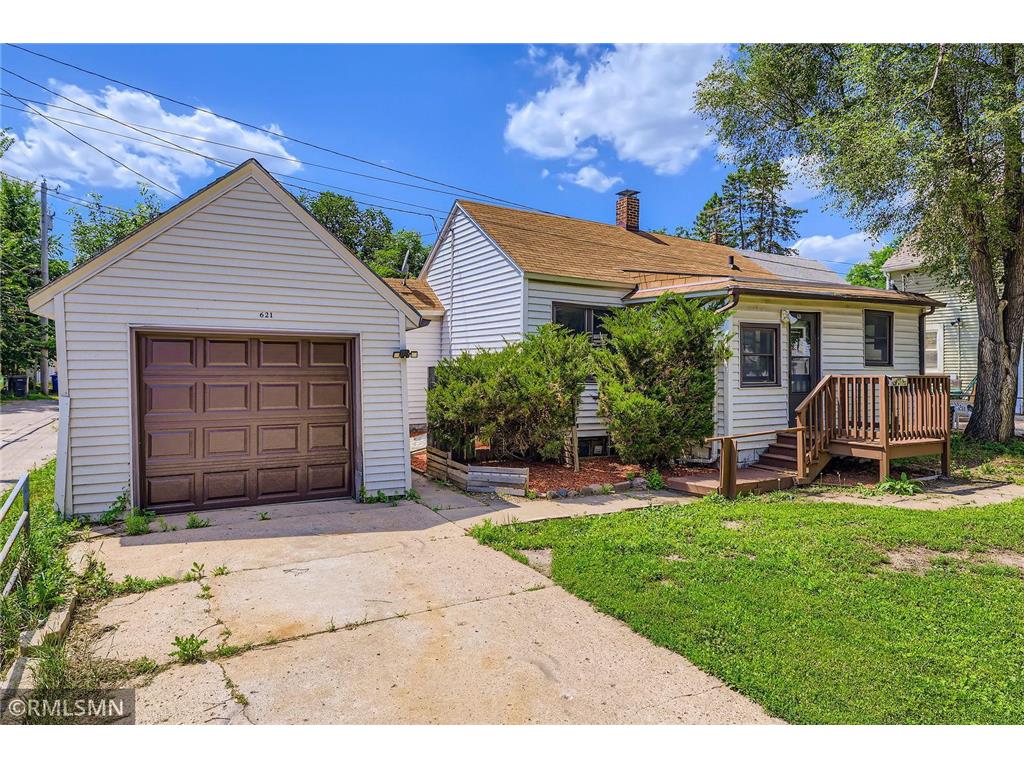 621 Victoria Street N Saint Paul MN 55104 6750390 image1