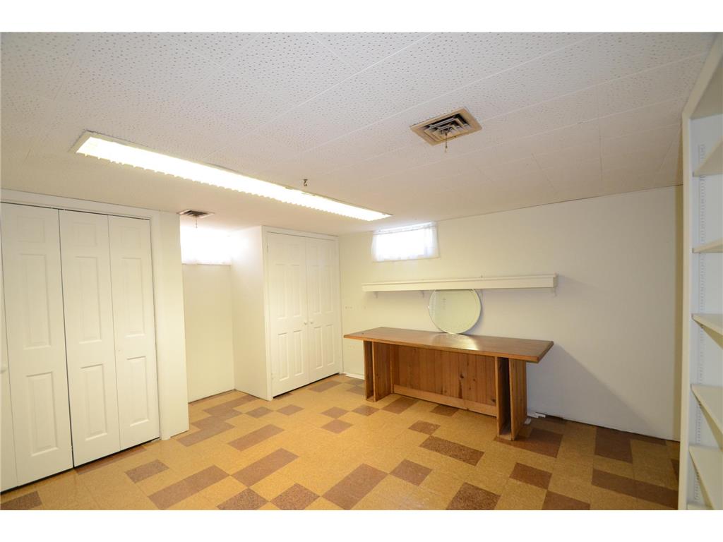621 W Crescent Lane Litchfield MN 55355 7071068 image19