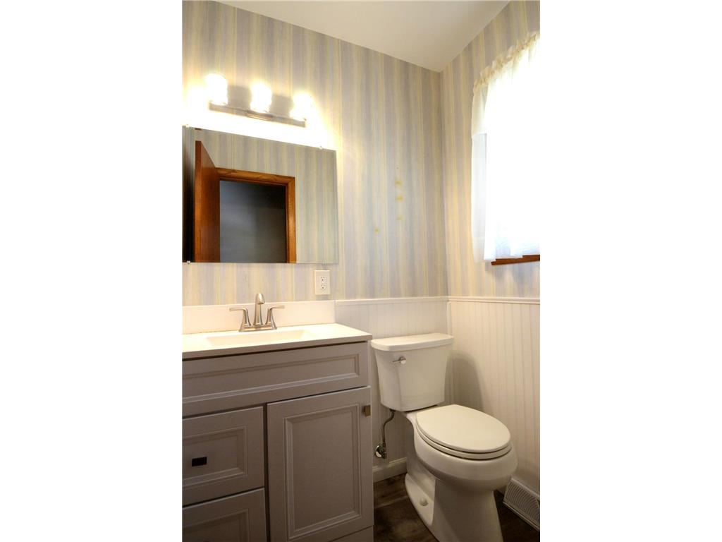 621 W Crescent Lane Litchfield MN 55355 7071068 image9
