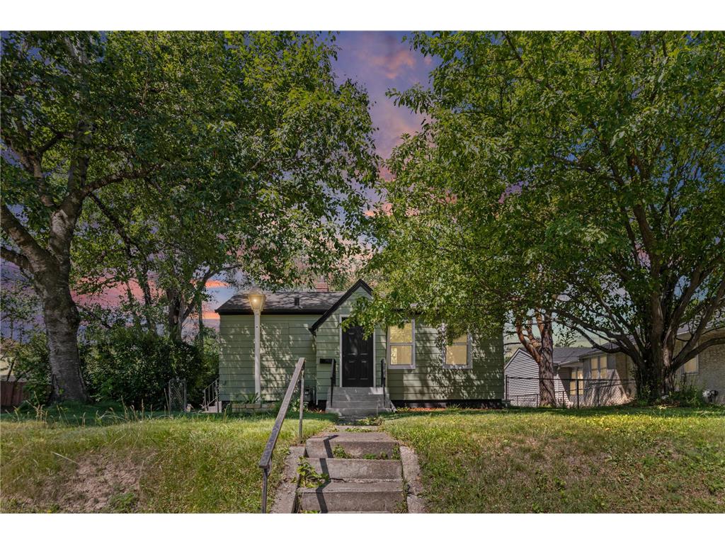 621 White Bear Avenue N Saint Paul MN 55106 7106013 image1