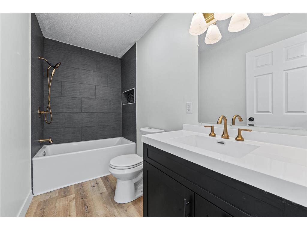621 White Bear Avenue N Saint Paul MN 55106 7106013 image14
