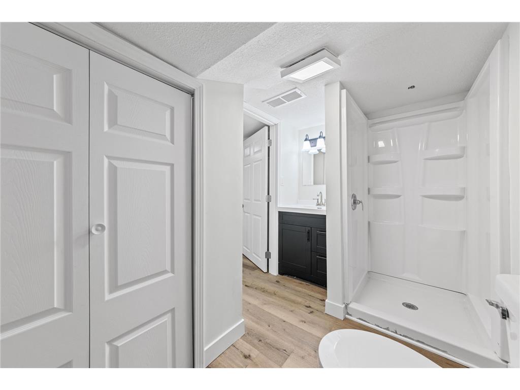 621 White Bear Avenue N Saint Paul MN 55106 7106013 image29