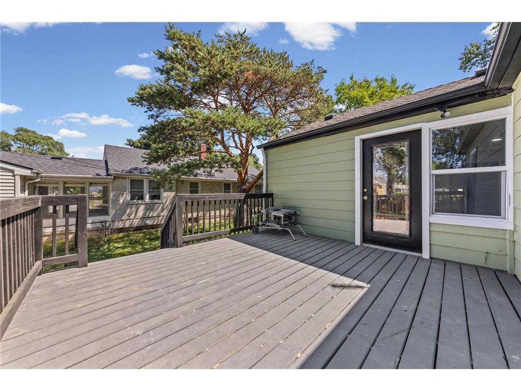 621 White Bear Avenue N Saint Paul MN 55106 7106013 image32
