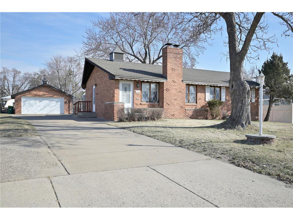 6211 Brooklyn Drive Brooklyn Center MN 55430 7042377 image4