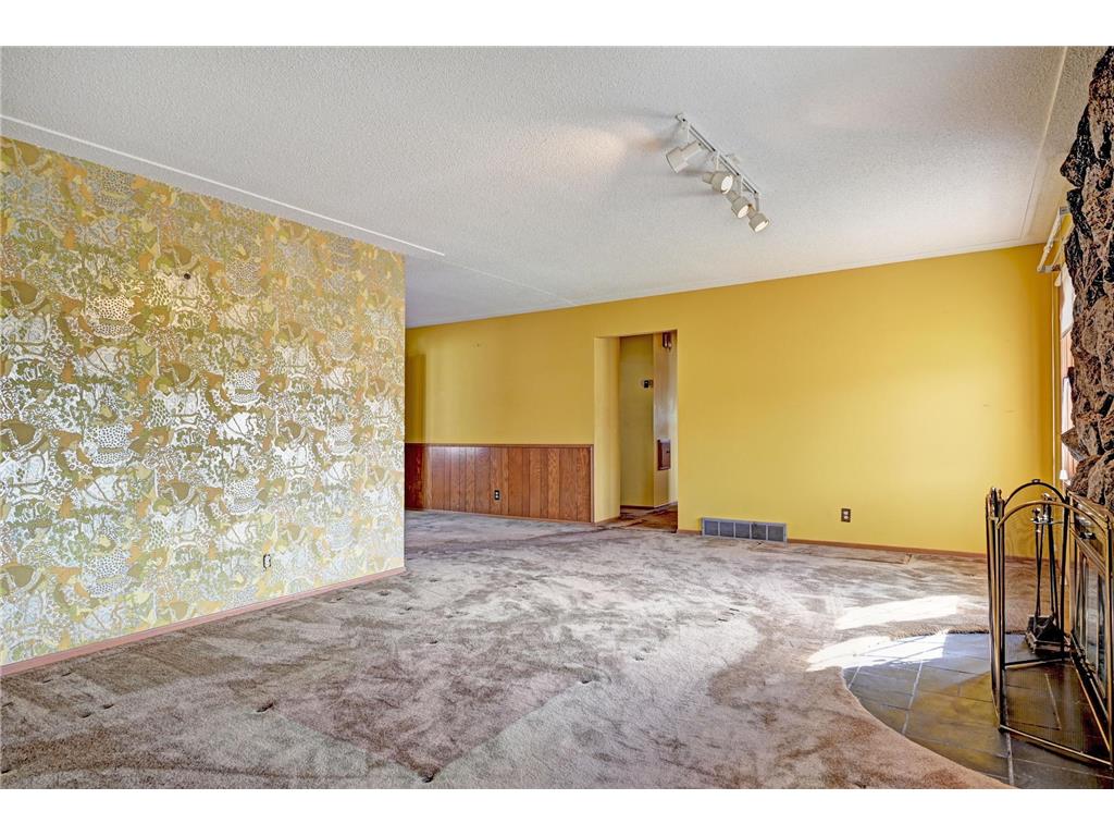 6211 Brooklyn Drive Brooklyn Center MN 55430 7042377 image5