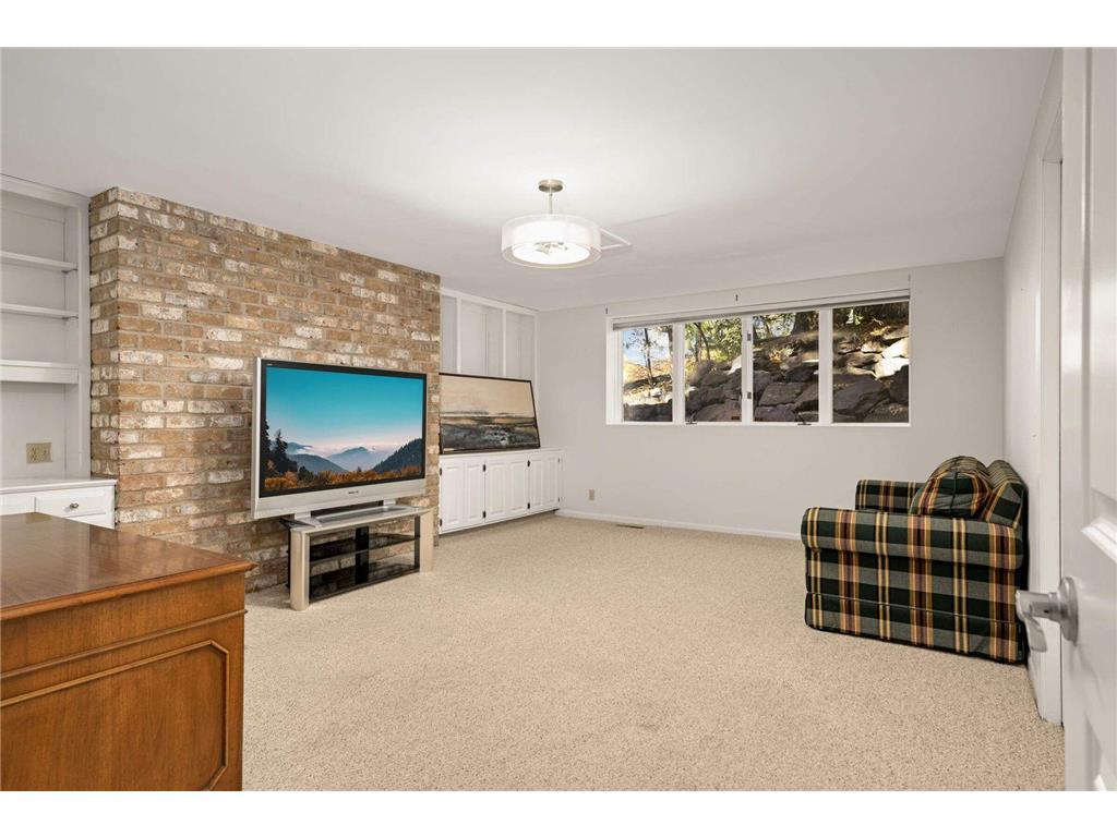 6212 Saint Albans Circle Edina MN 55439 6804472 image36