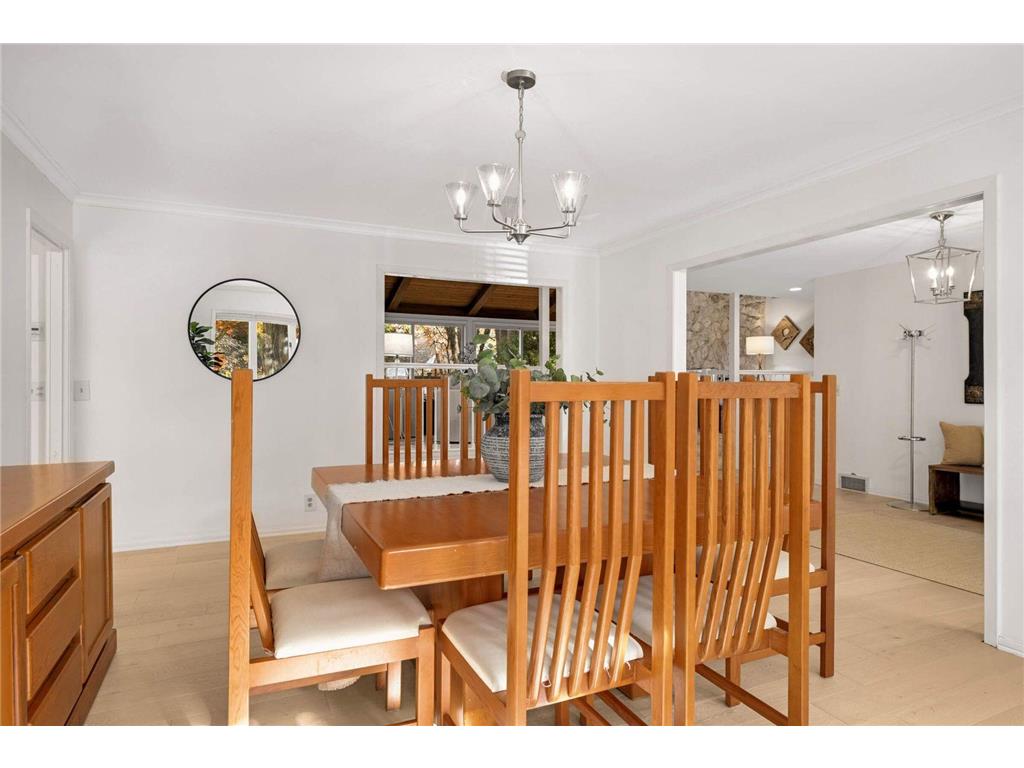 6212 Saint Albans Circle Edina MN 55439 6804472 image8