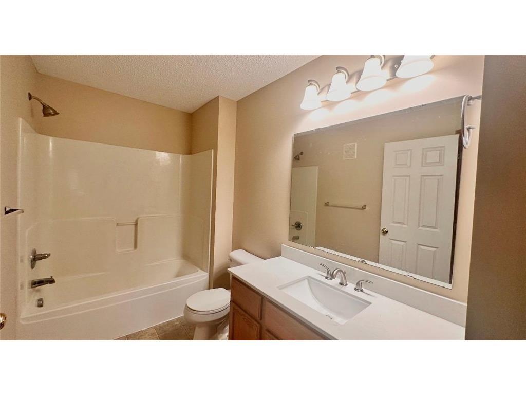 6213 Maclynn Avenue NE Albertville MN 55301 7071385 image8