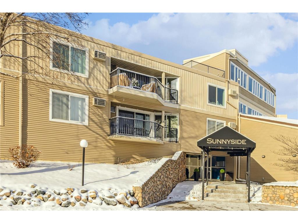 6213 Saint Croix Trail N #207 Stillwater MN 55082 - St Croix River 6642419 image1