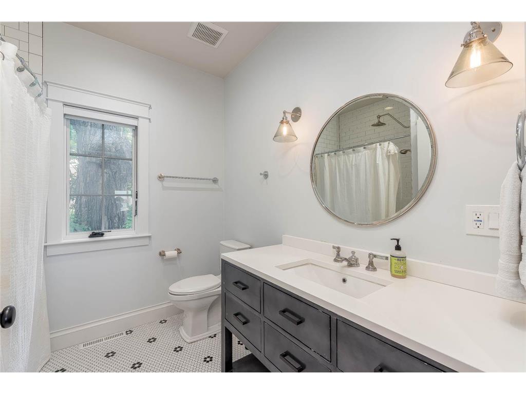 6213 Shamrock Drive Washington Twp MN 56063 - Washington 7079321 image27