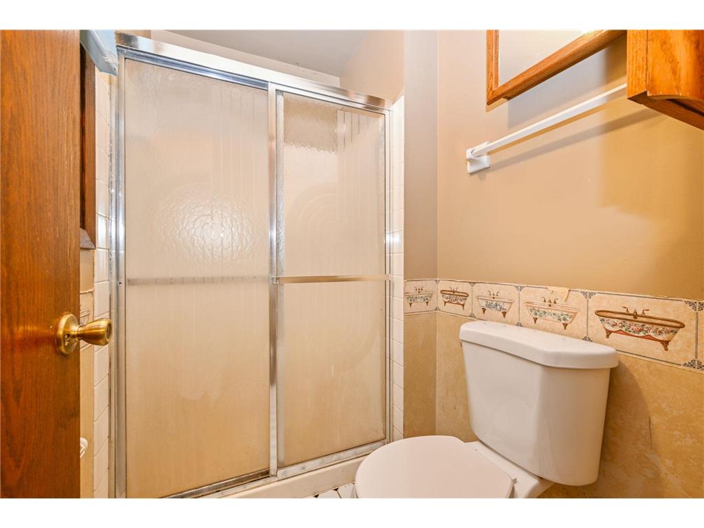 6215 Cavell Avenue N Brooklyn Park MN 55428 7054814 image16