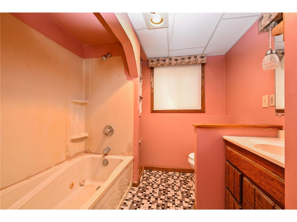 6215 Cavell Avenue N Brooklyn Park MN 55428 7054814 image23