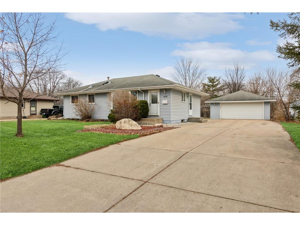 6218 Regent Avenue N Brooklyn Center MN 55429 6484714 image1