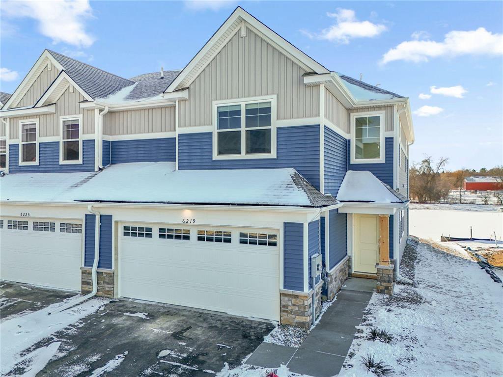 6219 205th Street N Forest Lake MN 55025 7068582 image1