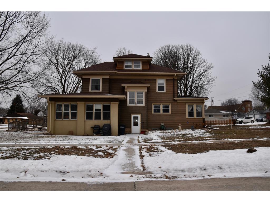 622 7th Street Sibley IA 51249 7015814 image1