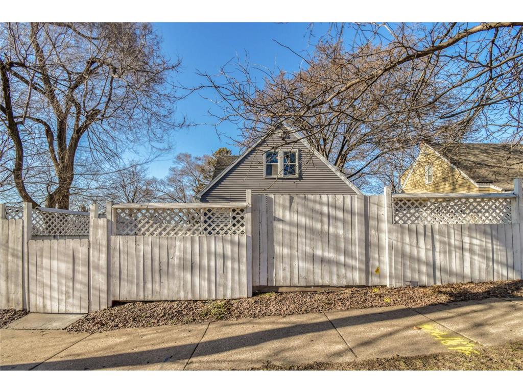 622 Gorman Avenue Saint Paul MN 55107 7007994 image30