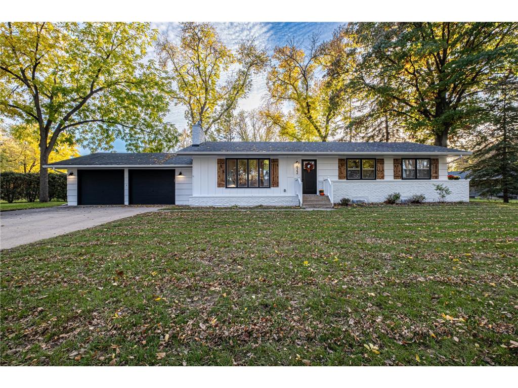 622 N Crescent Lane, Litchfield, MN, 55355 MLS 6447614 Edina Realty