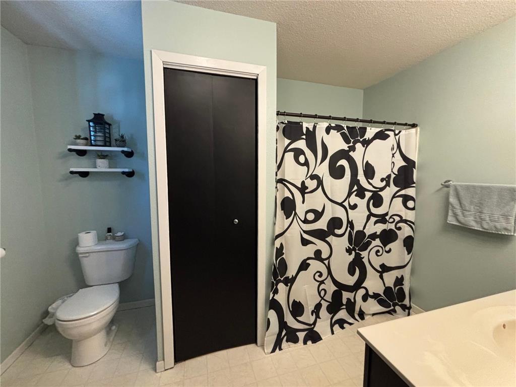 622 Saint Paul Avenue S Thief River Falls MN 56701 7039058 image17