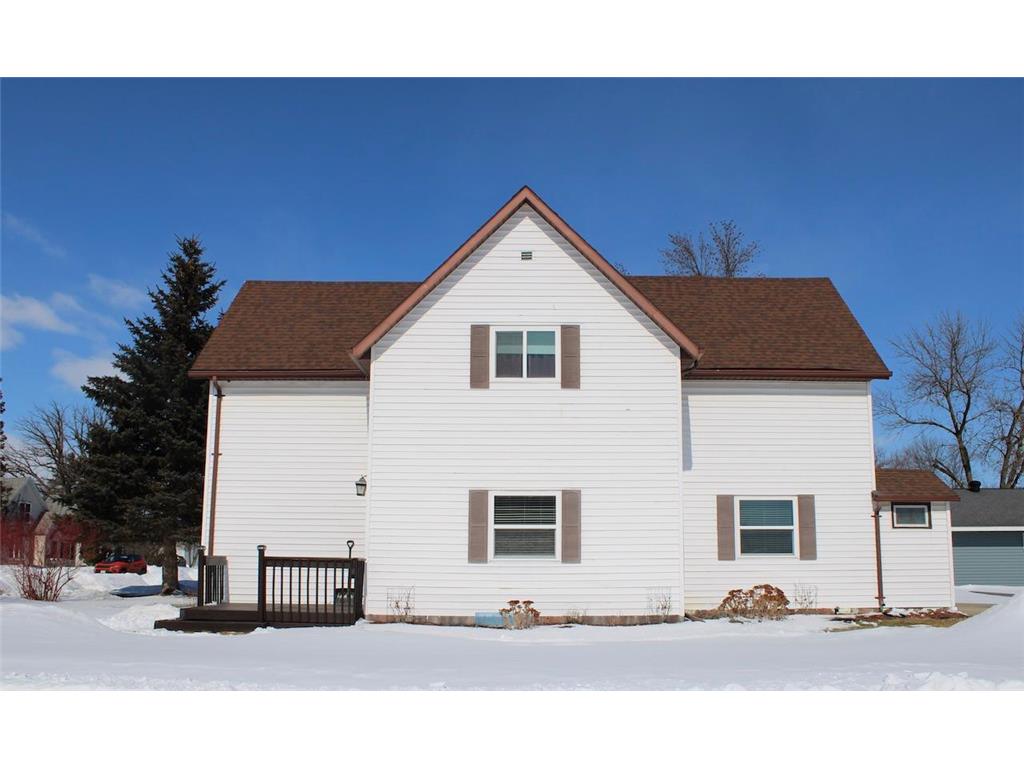 622 Saint Paul Avenue S Thief River Falls MN 56701 7039058 image2