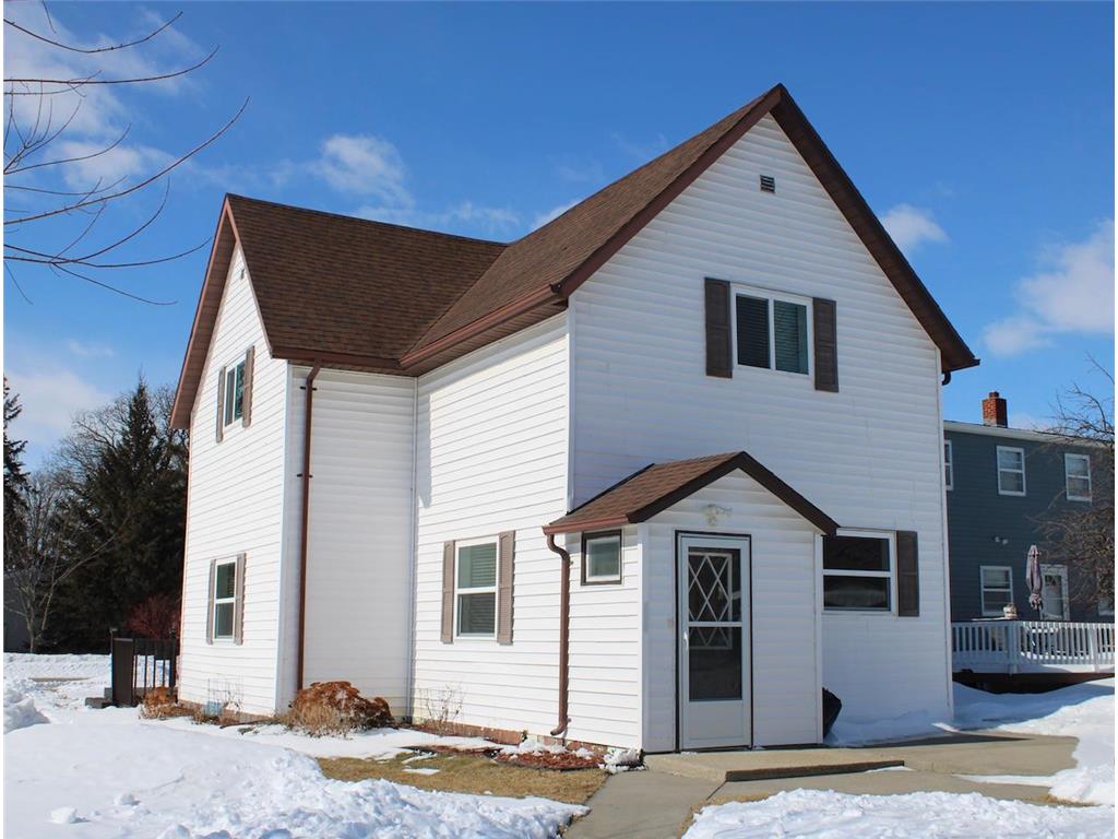 622 Saint Paul Avenue S Thief River Falls MN 56701 7039058 image3