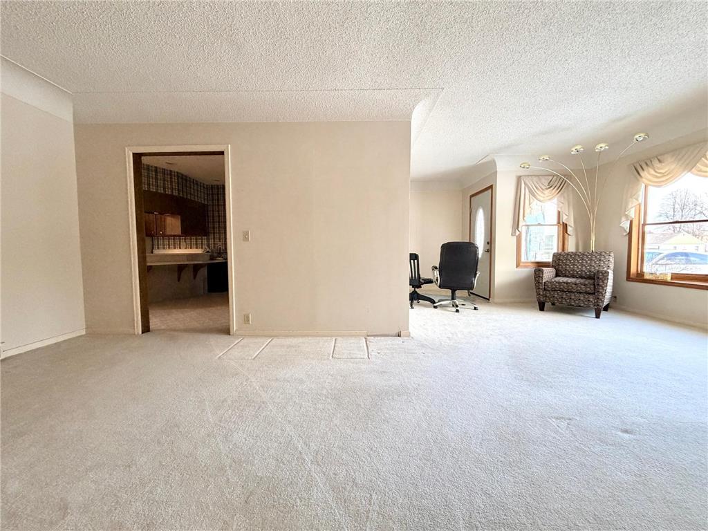 622 Woodcrest Avenue Worthington MN 56187 6806739 image11